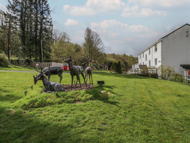 Elm Lodge - image 17