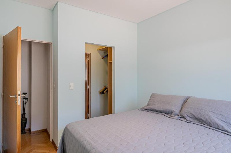 Apartamento con Terraza en Parque Centenario - image 13