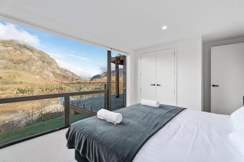Chateau Shotover - image 21