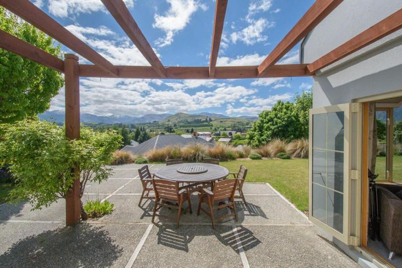Paeroa View - image 26