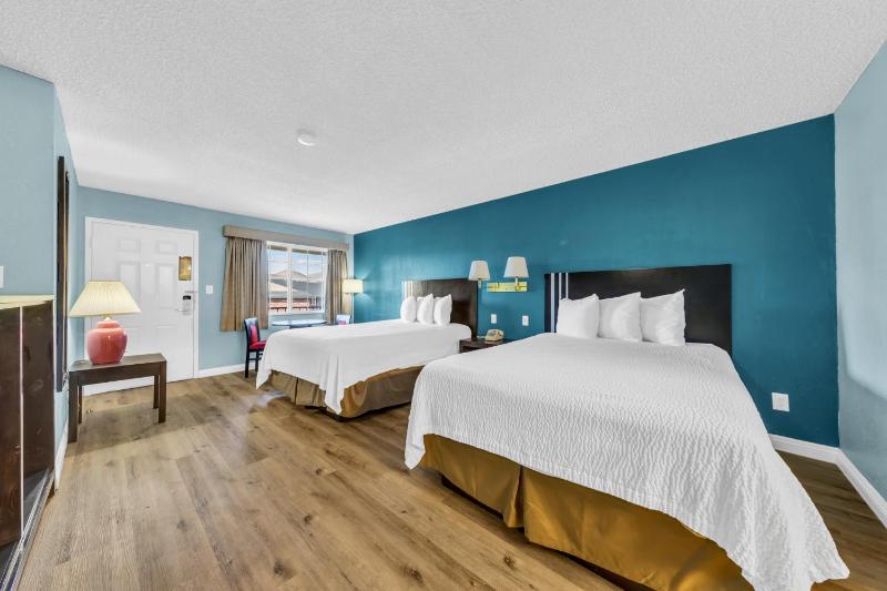 Studio Suite with Two Queen Beds - Non-Smoking