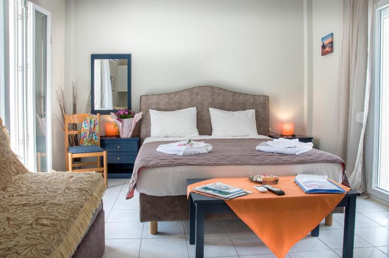 Triple Room image 3