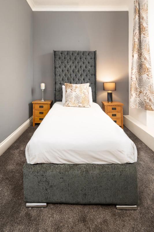 Single Room image 1
