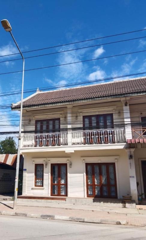 Phasouk Viengmai Villa - image 1