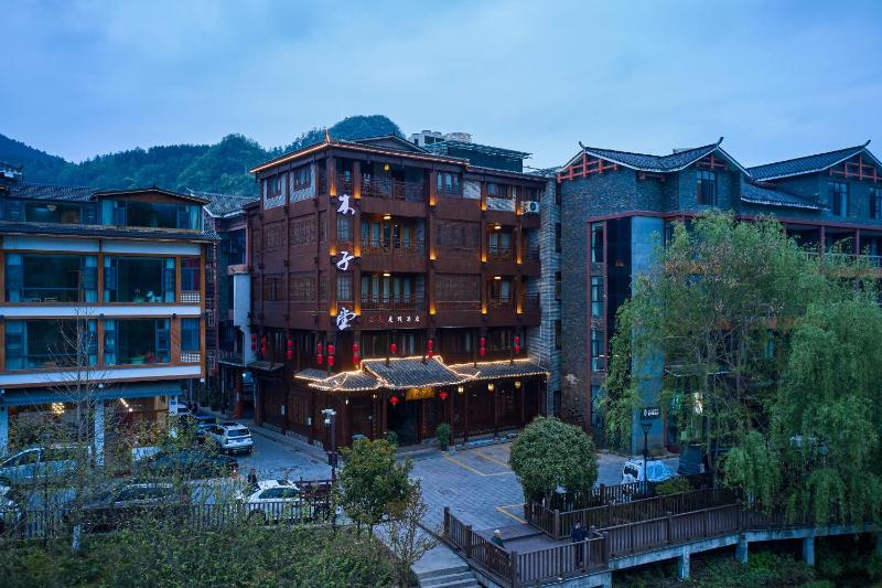 Lee's Boutique Resort & Including free breakfast and free pick-up service - image 5