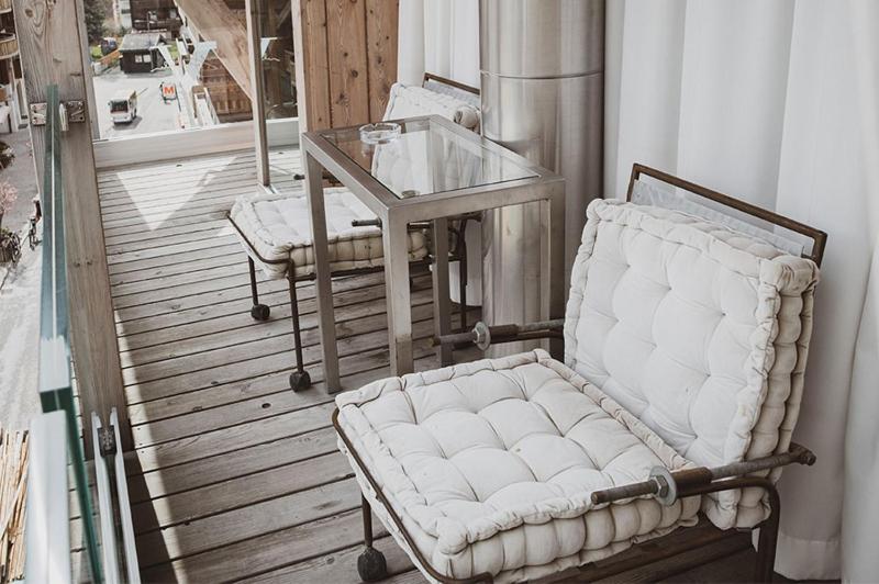 Deluxe Double Room with Matterhorn View image 2