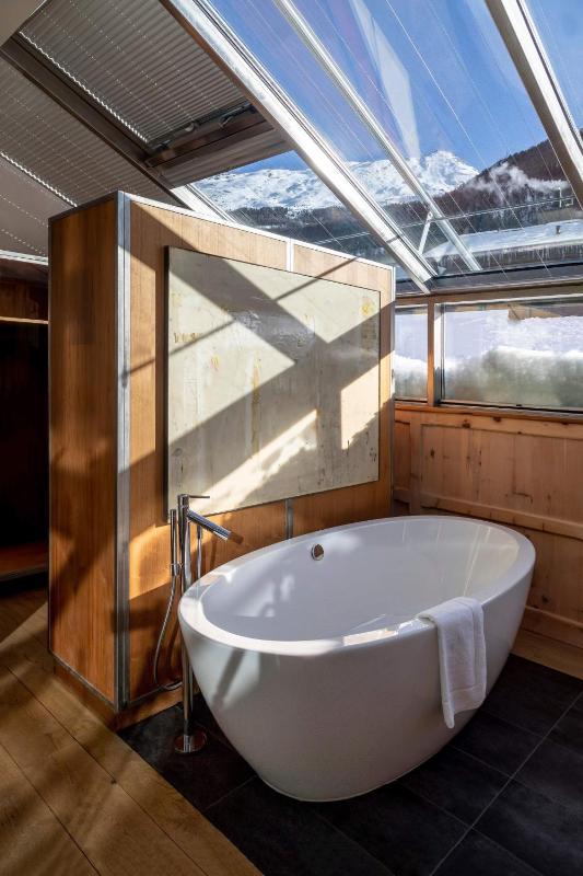 Sky & Stars Suite image 2