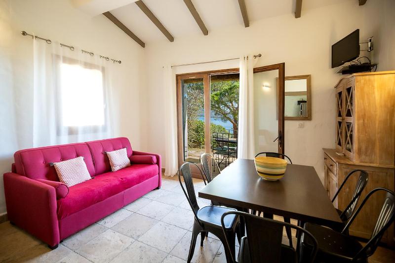 Villa with Sea View image 3