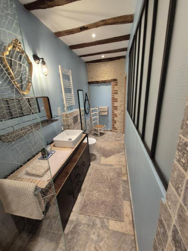 Double Room with Private Bathroom image 1