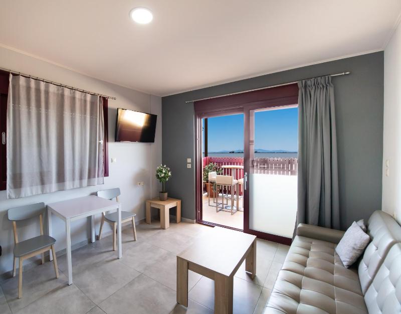 Large Double Room image 2
