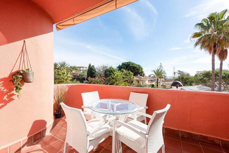 Alvarito Playa Marbella front beach apartment - image 6