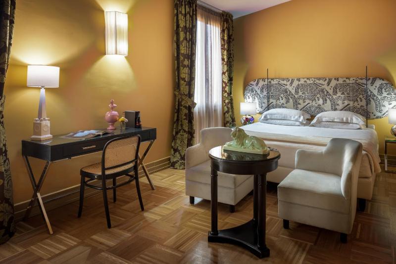 Deluxe Junior Suite image 1