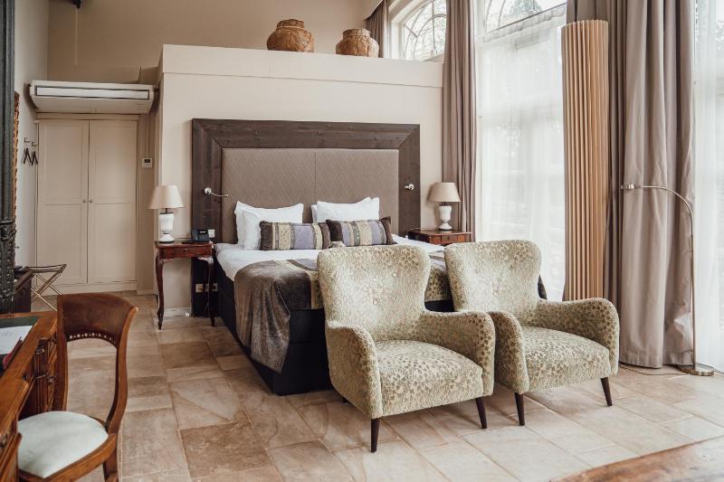 Suite with Terrace image 1