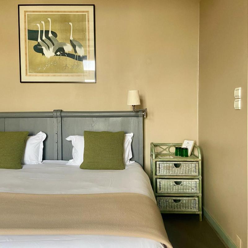 Double Room with Garden View image 3