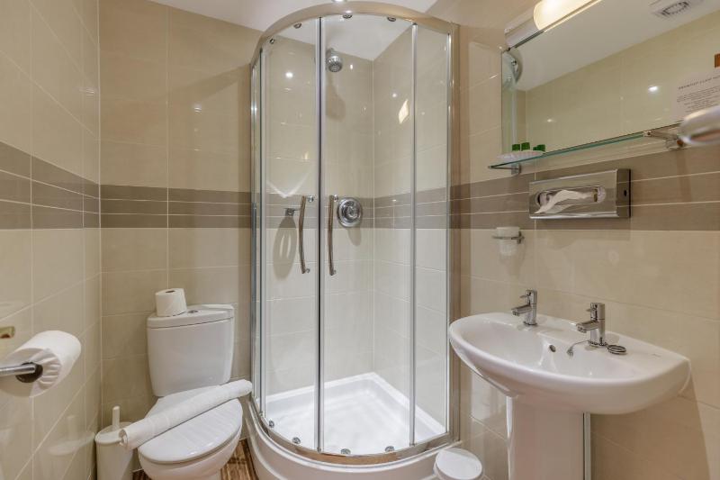Jumbo Single Room image 2