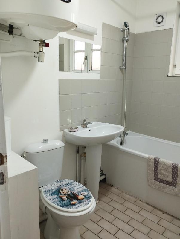 Two-Bedroom Apartment image 3