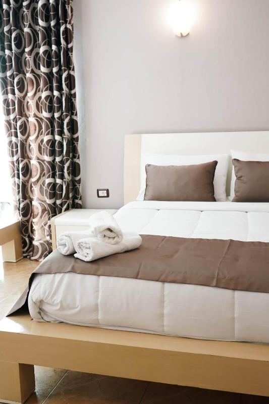 Quadruple Room with Window image 1