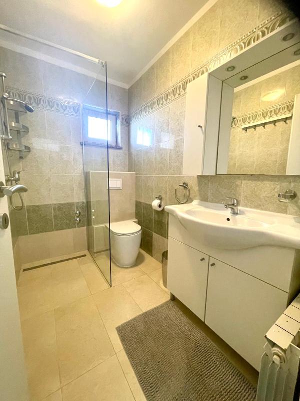 Two-Bedroom Apartment with Balcony image 4