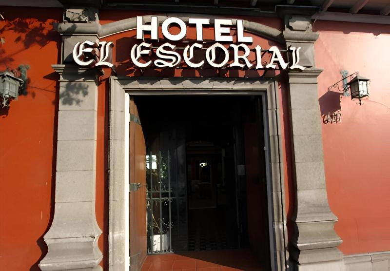 Hotel Escorial - image 11