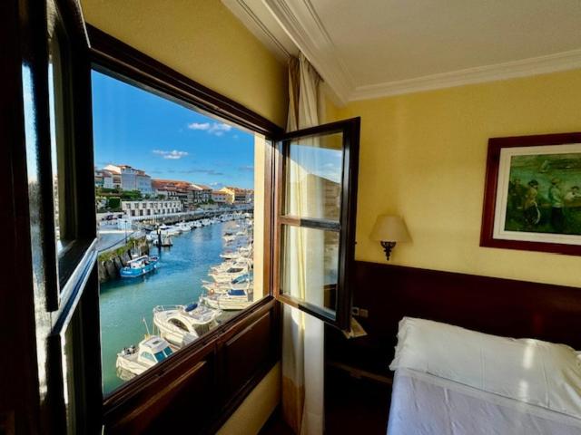 Double or Twin Room with View image 1