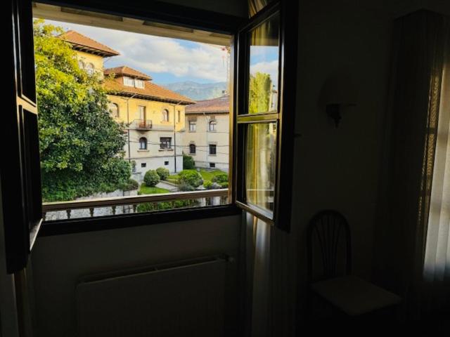 Triple Room image 2