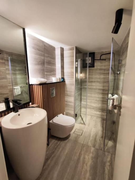 Rita's 2-BR Apt in Mar Mikhael - image 8