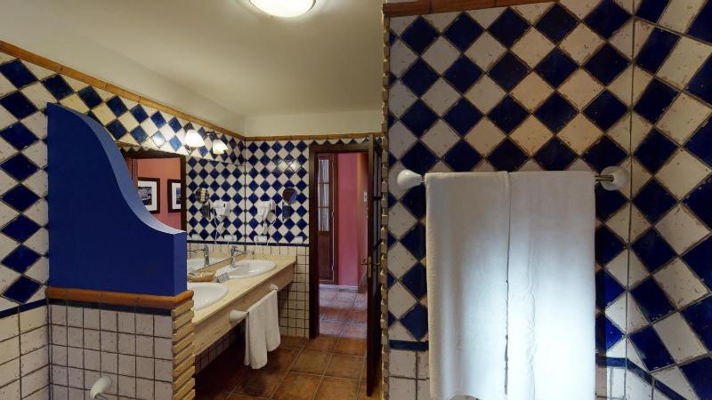 Suite image 2