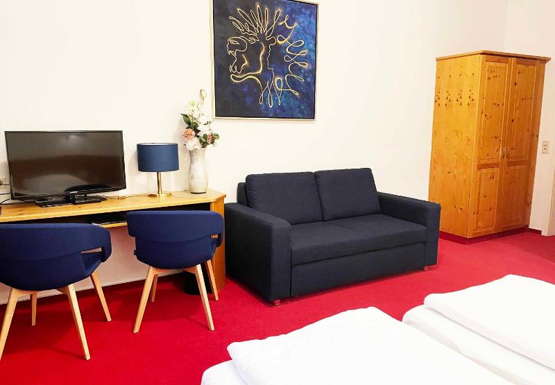 Family Room image 4