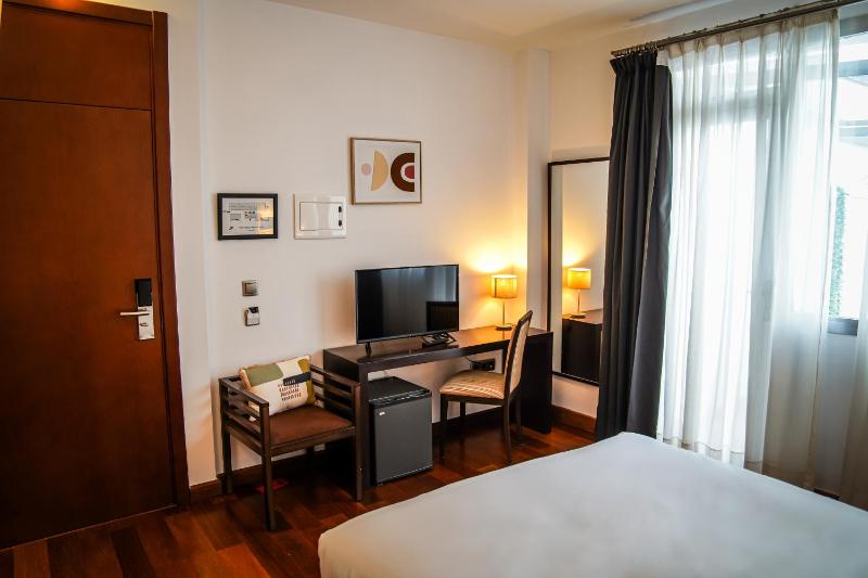 Deluxe Room with Terrace image 3
