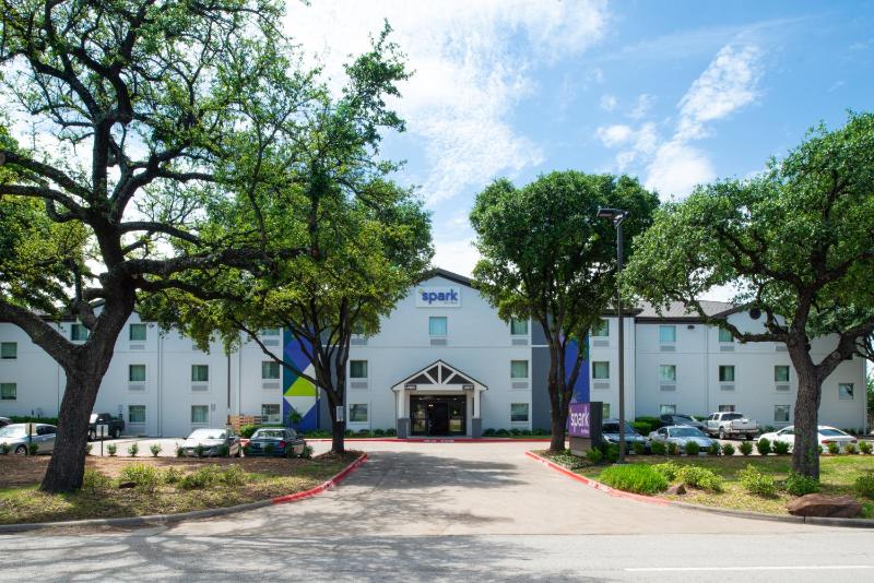 Spark by Hilton Dallas Medical District Love Field - image 12