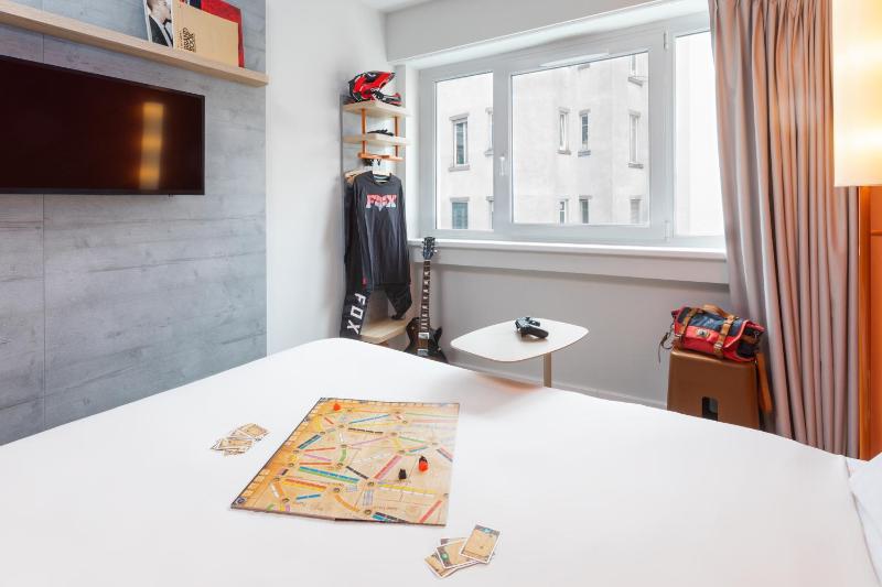 Standard Room for people with reduced mobility with One Double Bed image 3