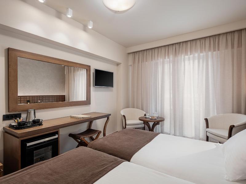 Superior Room image 3