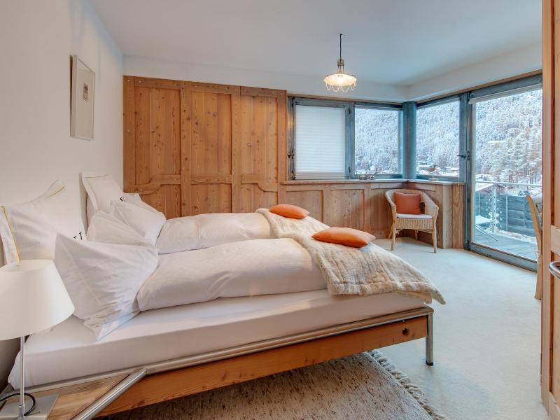 Two-Bedroom Apartment with Matterhorn View  image 3