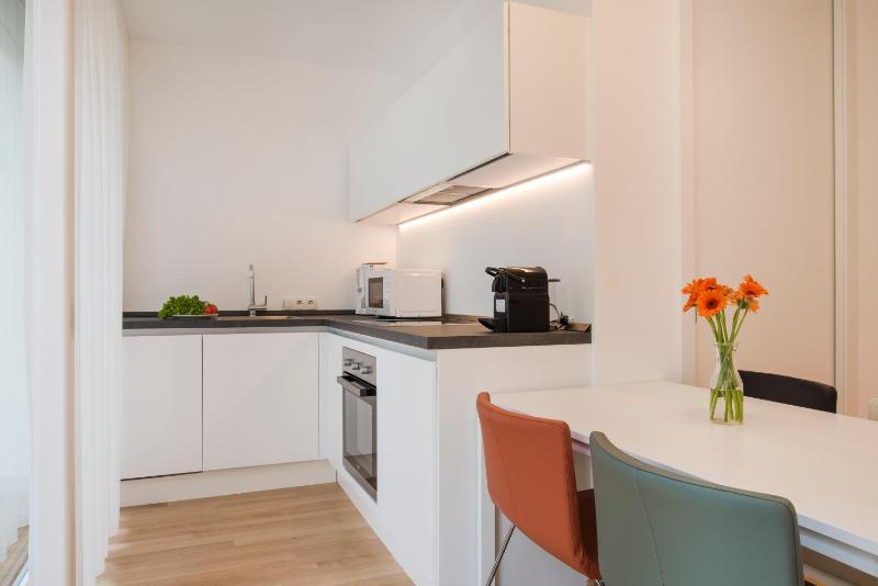 Deluxe Apartment image 2