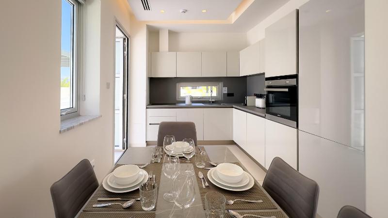 City Napa Seaview Villas - Villa 6 - image 2