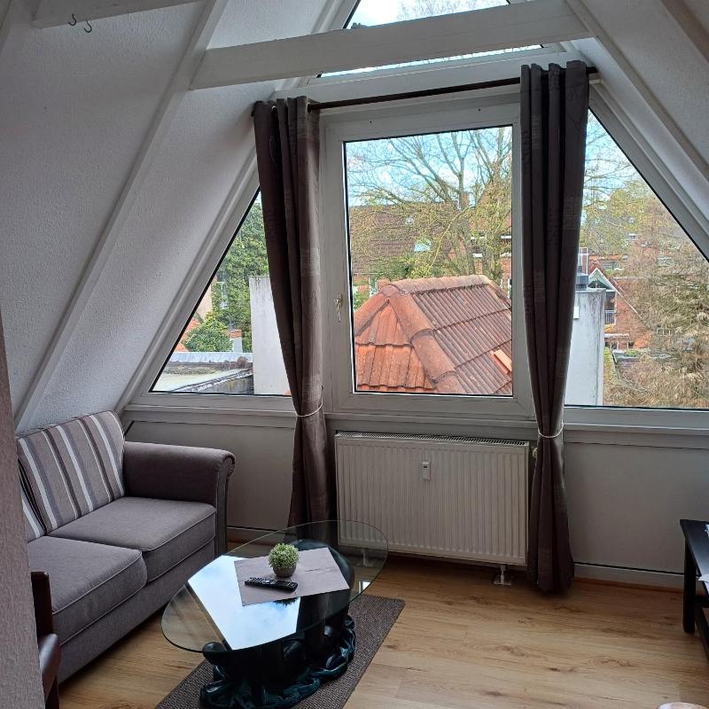 Double Room - neighbouring Building image 3
