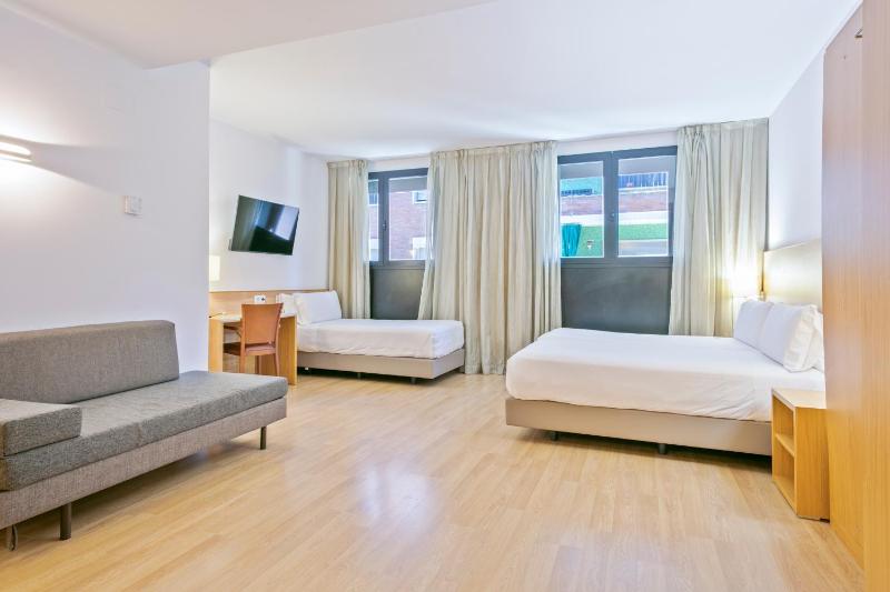 Hotel Acta Azul Barcelona - image 5