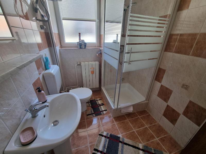LJUBO V Apartment 10 m from the beach - image 10
