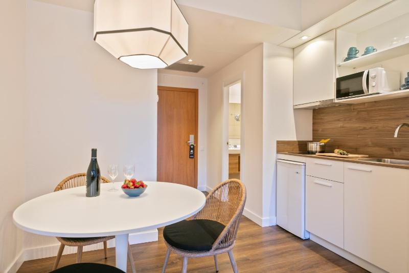Hotel Acta Azul Barcelona - image 9
