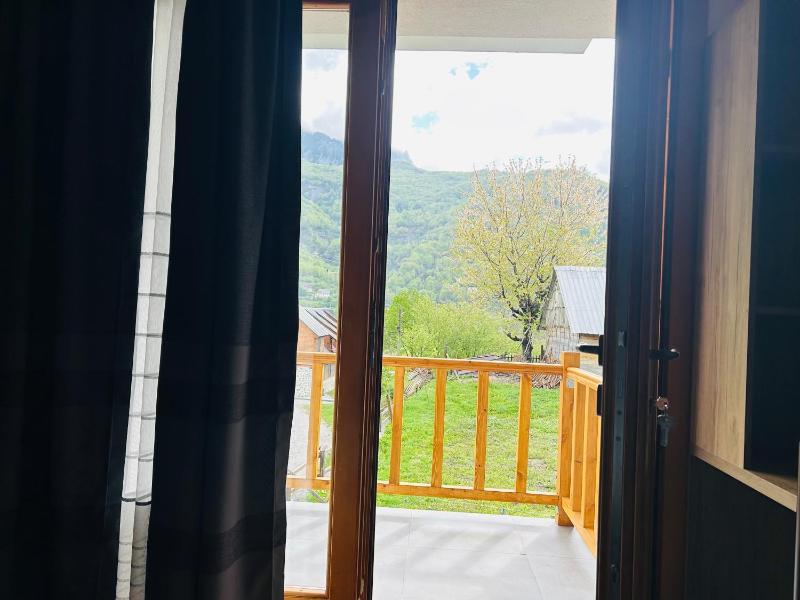 Quadruple Room with Balcony image 2