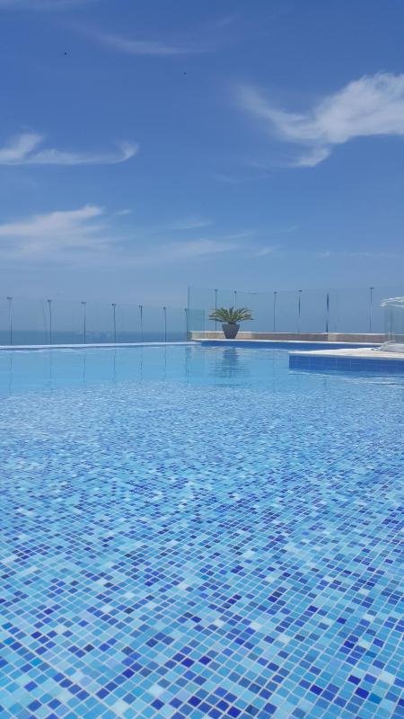 Family Cartagena Jacuzzi AC 10PAX WiFi 3BR next hotel Americasco - image 6