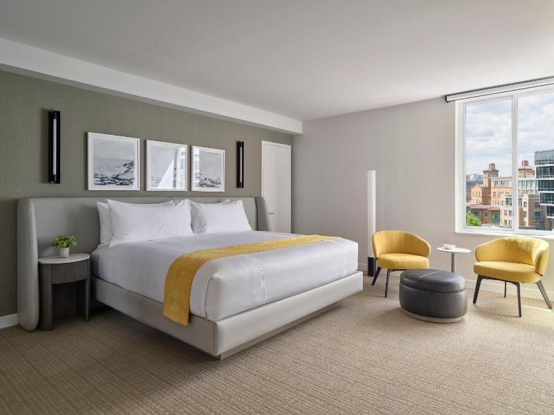 Suite image 3