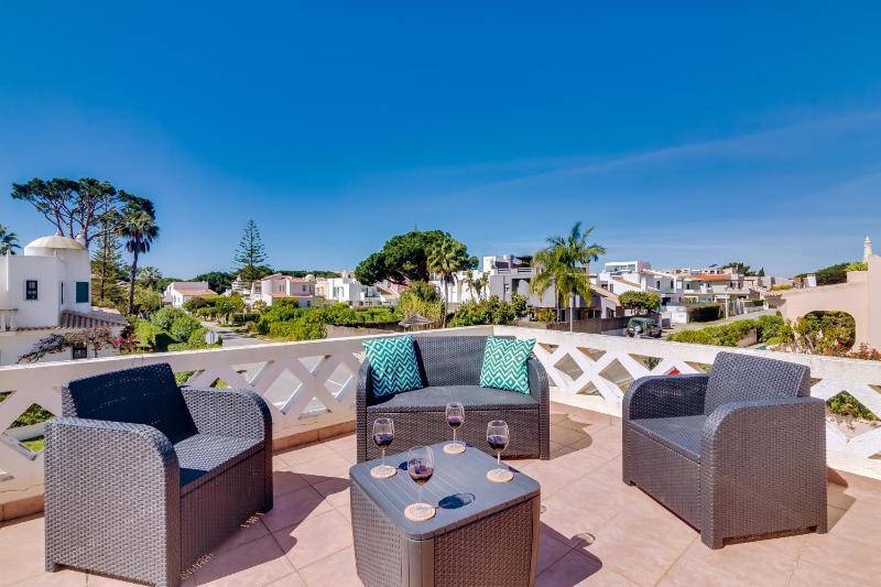 Villa Oliveiras de Vilamoura by The Portuguese Butler - image 43