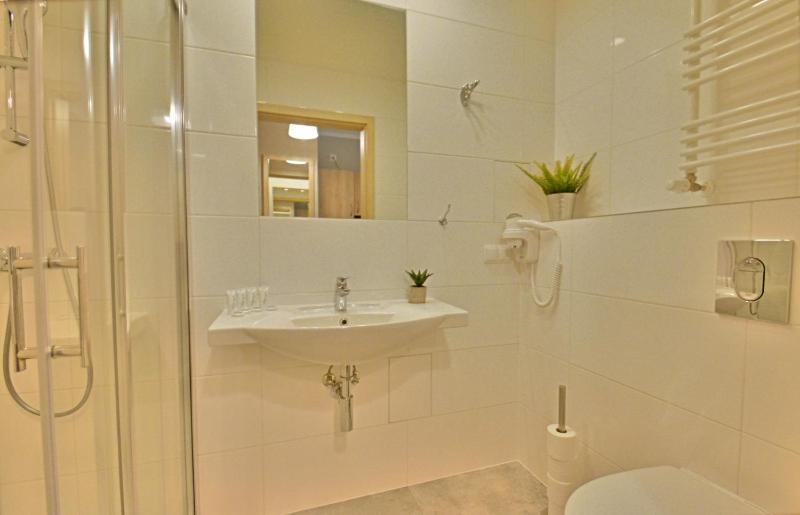 Osiedle Cesarskie Apartamenty - Parking - Apartamenty Bryza - image 33