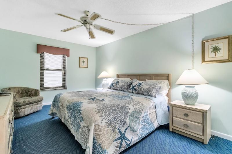 Apartment with Sea View image 3
