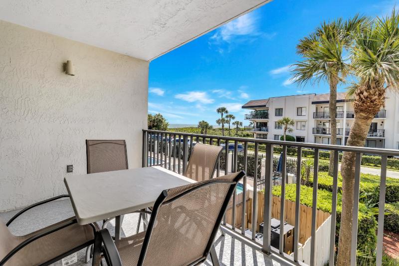 Apartment with Sea View image 4
