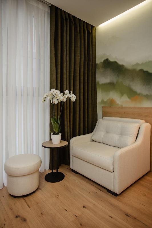 Oro Inn Hotel - image 11