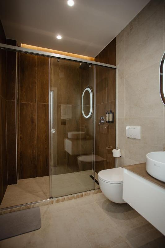 Oro Inn Hotel - image 16