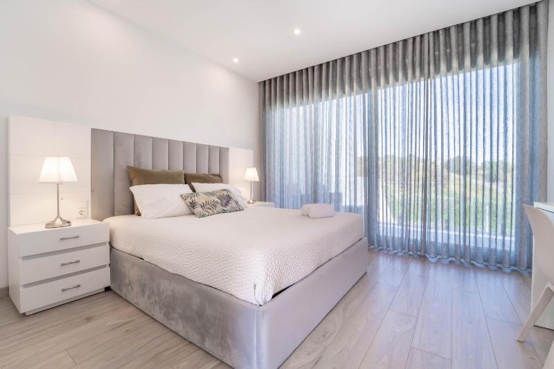 Superior Double Room image 3