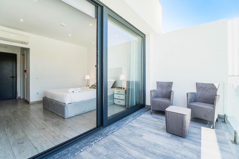 Superior Double Room image 4